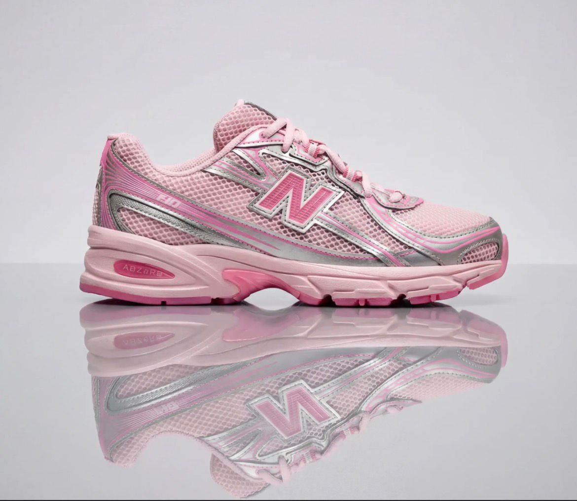 NEW balance 740