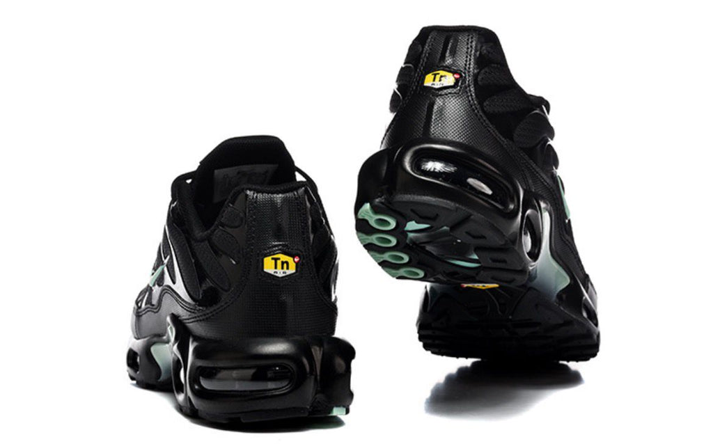 NIKE AIR MAX PLUS TUNED 1 BLACK MINT GREEN HOMME