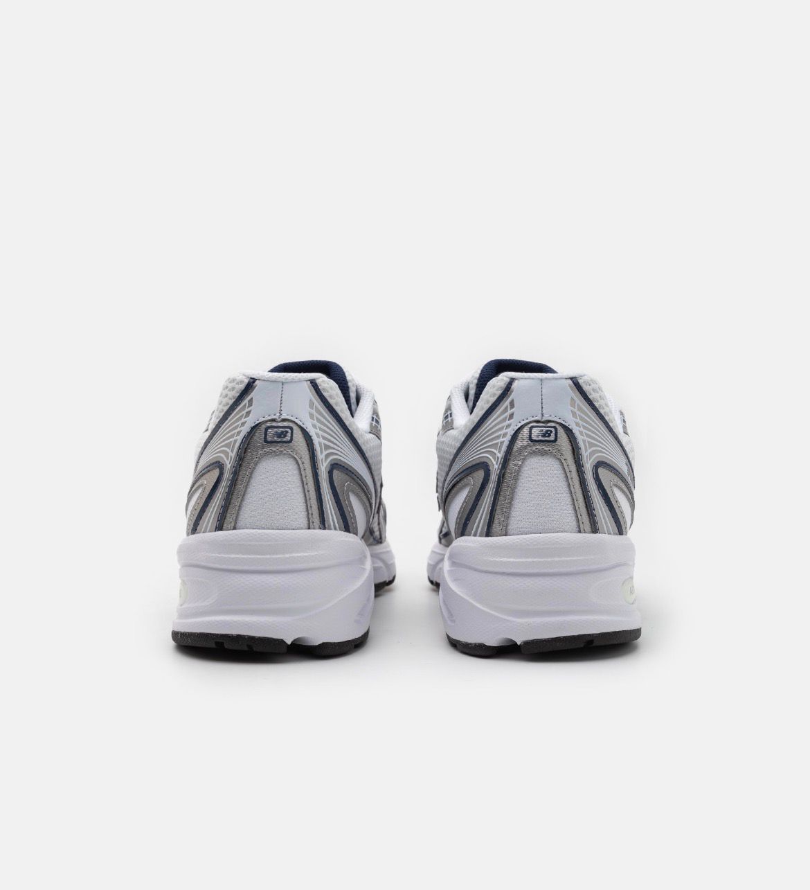 New Balance U740 UNISEX